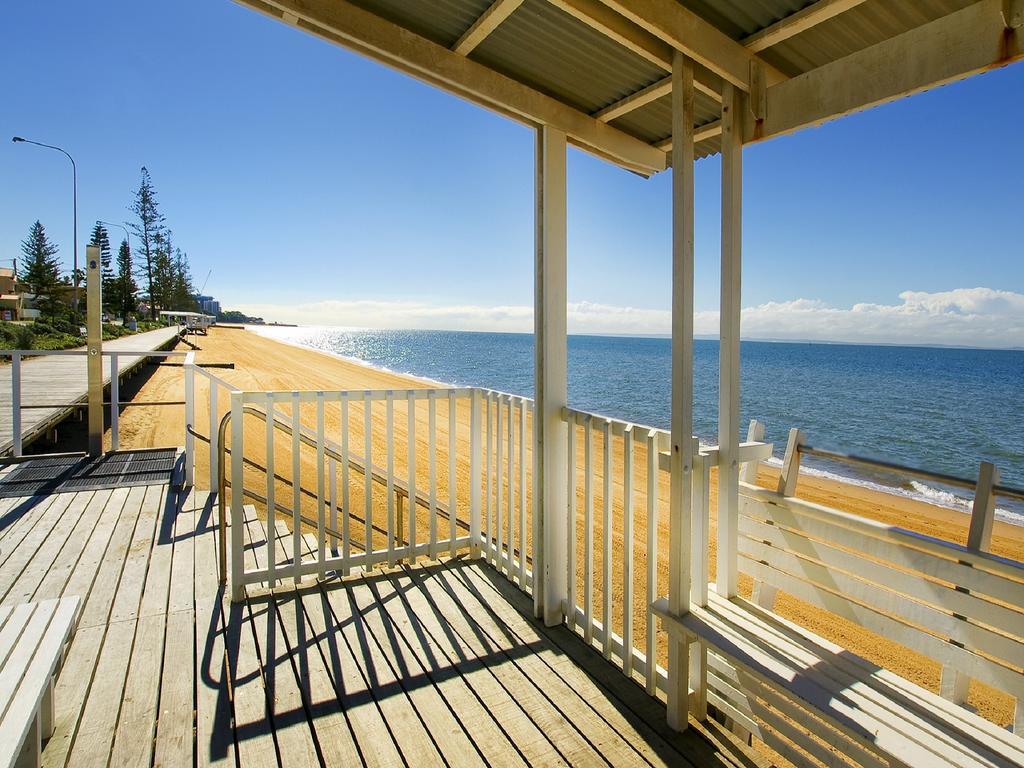 Beach House On Suttons Apartamento Redcliffe Exterior foto